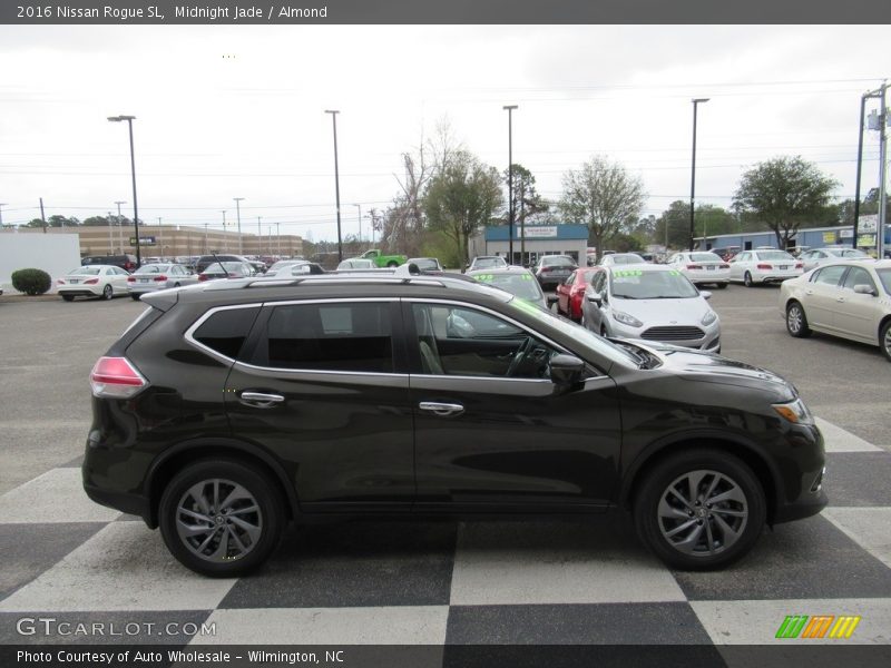 Midnight Jade / Almond 2016 Nissan Rogue SL