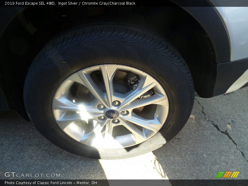Ingot Silver / Chromite Gray/Charcoal Black 2019 Ford Escape SEL 4WD