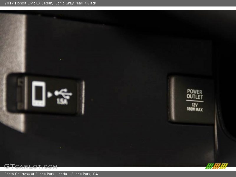 Sonic Gray Pearl / Black 2017 Honda Civic EX Sedan