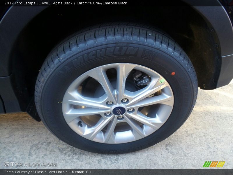 Agate Black / Chromite Gray/Charcoal Black 2019 Ford Escape SE 4WD