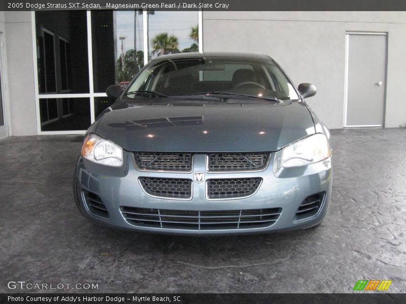 Magnesium Green Pearl / Dark Slate Gray 2005 Dodge Stratus SXT Sedan