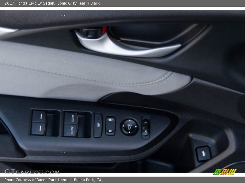 Sonic Gray Pearl / Black 2017 Honda Civic EX Sedan