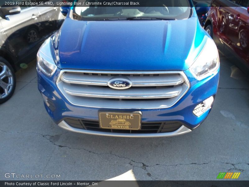 Lightning Blue / Chromite Gray/Charcoal Black 2019 Ford Escape SE 4WD