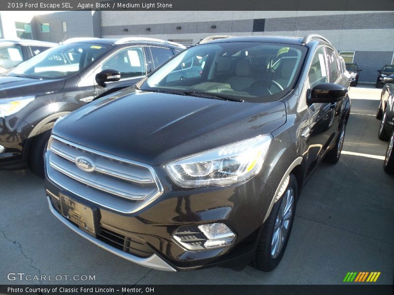 Agate Black / Medium Light Stone 2019 Ford Escape SEL