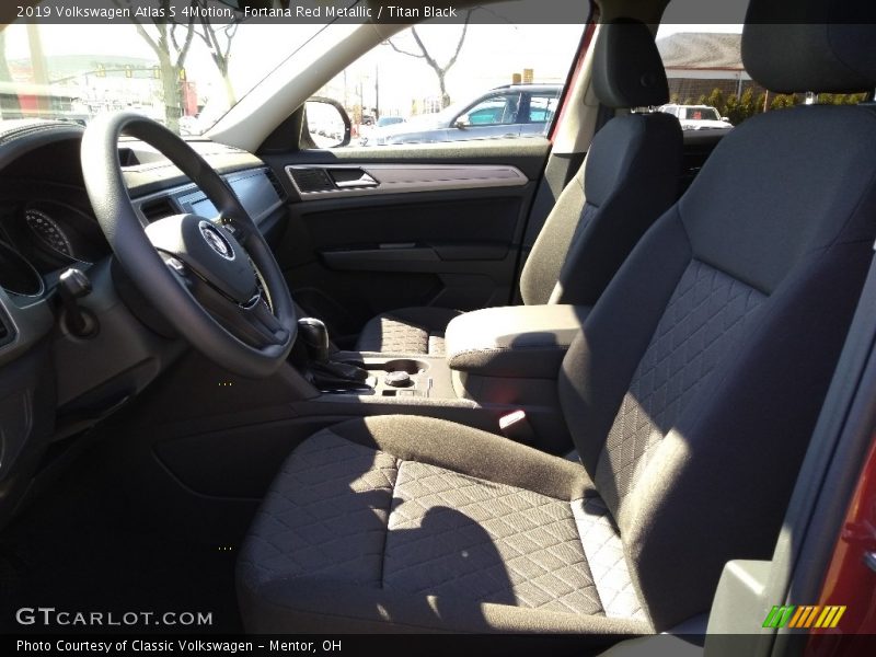 Fortana Red Metallic / Titan Black 2019 Volkswagen Atlas S 4Motion
