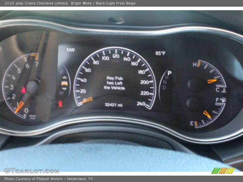 Bright White / Black/Light Frost Beige 2016 Jeep Grand Cherokee Limited