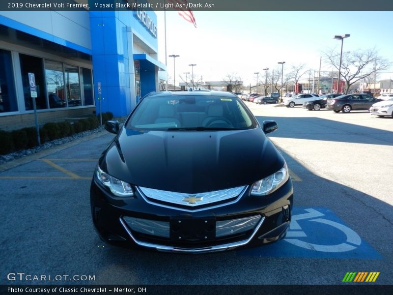 Mosaic Black Metallic / Light Ash/Dark Ash 2019 Chevrolet Volt Premier