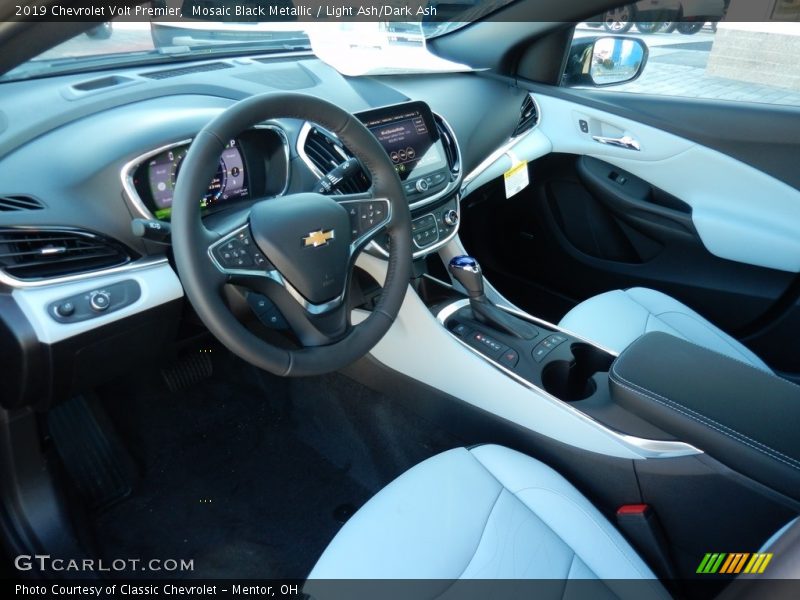 Mosaic Black Metallic / Light Ash/Dark Ash 2019 Chevrolet Volt Premier