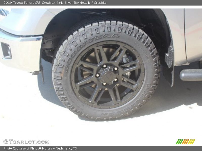 Silver Sky Metallic / Graphite 2019 Toyota Tundra SR5 CrewMax 4x4