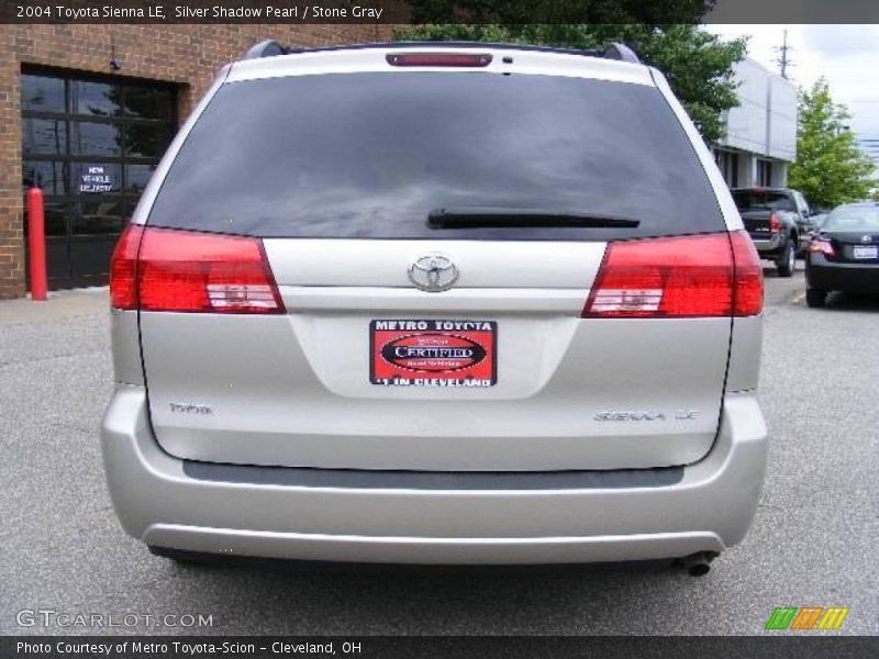 Silver Shadow Pearl / Stone Gray 2004 Toyota Sienna LE