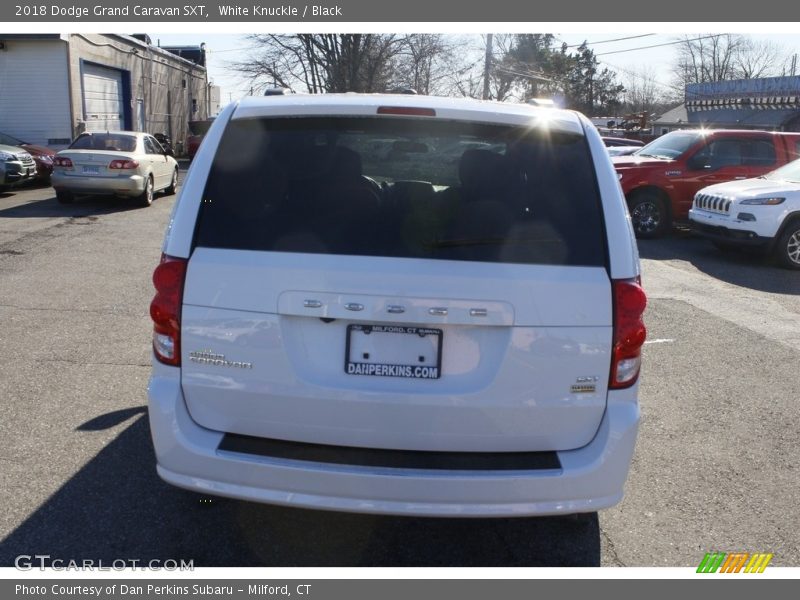 White Knuckle / Black 2018 Dodge Grand Caravan SXT