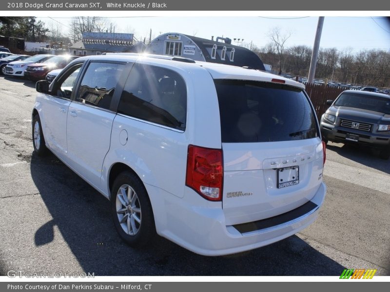 White Knuckle / Black 2018 Dodge Grand Caravan SXT
