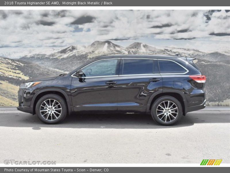 Midnight Black Metallic / Black 2018 Toyota Highlander SE AWD