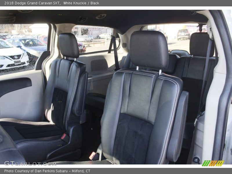 White Knuckle / Black 2018 Dodge Grand Caravan SXT