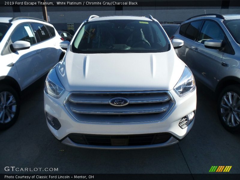White Platinum / Chromite Gray/Charcoal Black 2019 Ford Escape Titanium
