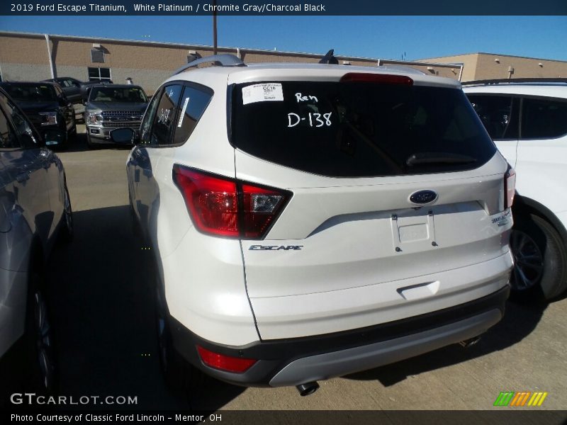 White Platinum / Chromite Gray/Charcoal Black 2019 Ford Escape Titanium