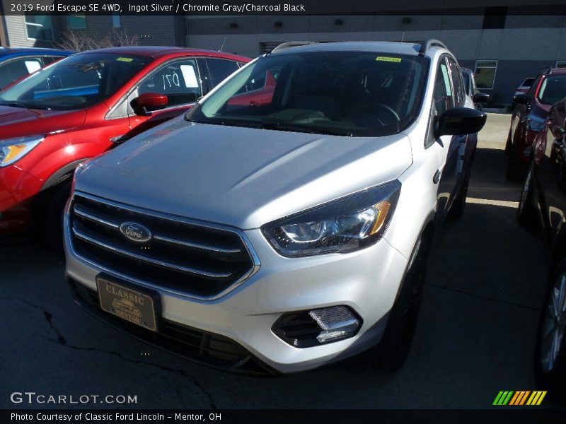 Ingot Silver / Chromite Gray/Charcoal Black 2019 Ford Escape SE 4WD