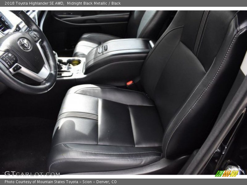 Midnight Black Metallic / Black 2018 Toyota Highlander SE AWD