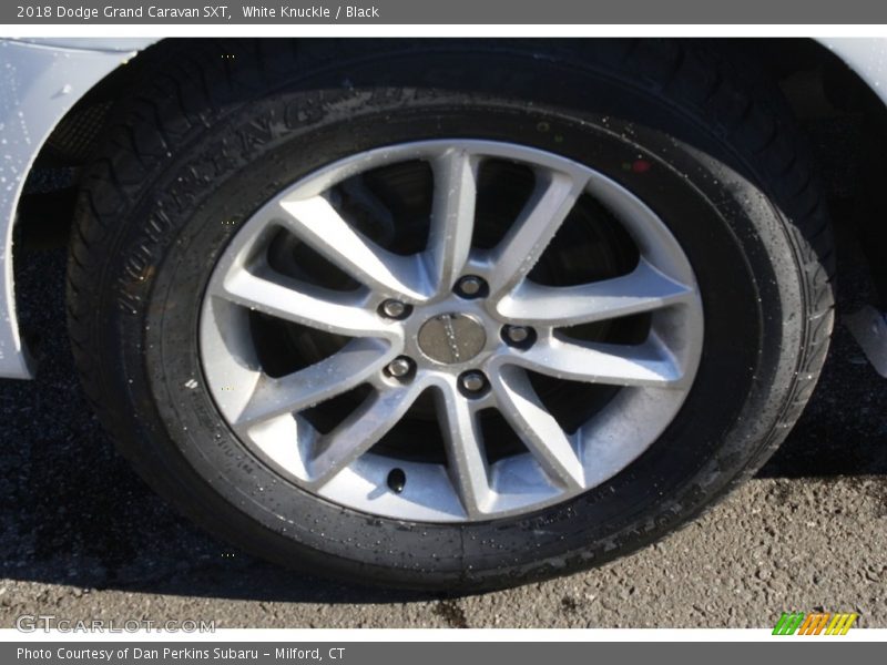 White Knuckle / Black 2018 Dodge Grand Caravan SXT
