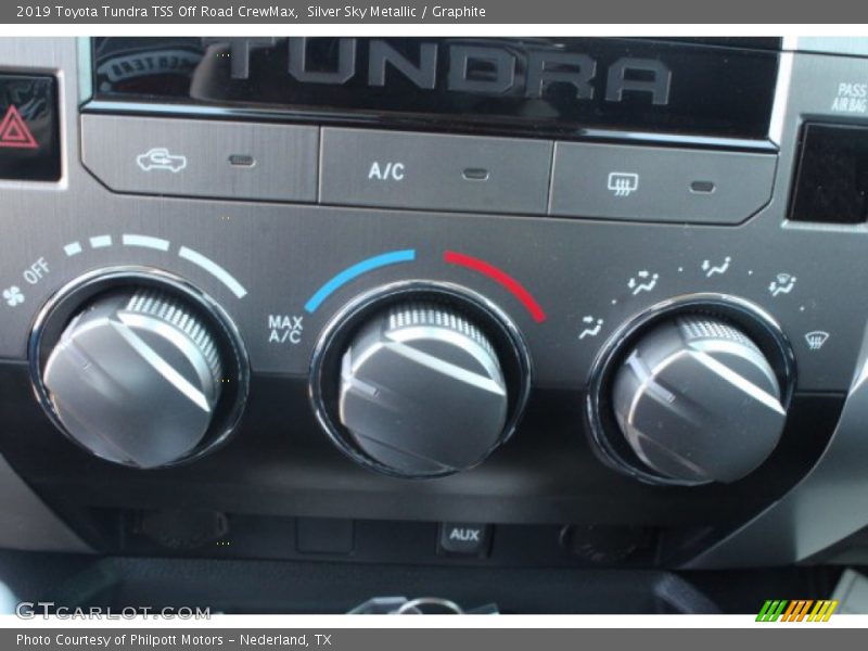 Silver Sky Metallic / Graphite 2019 Toyota Tundra TSS Off Road CrewMax