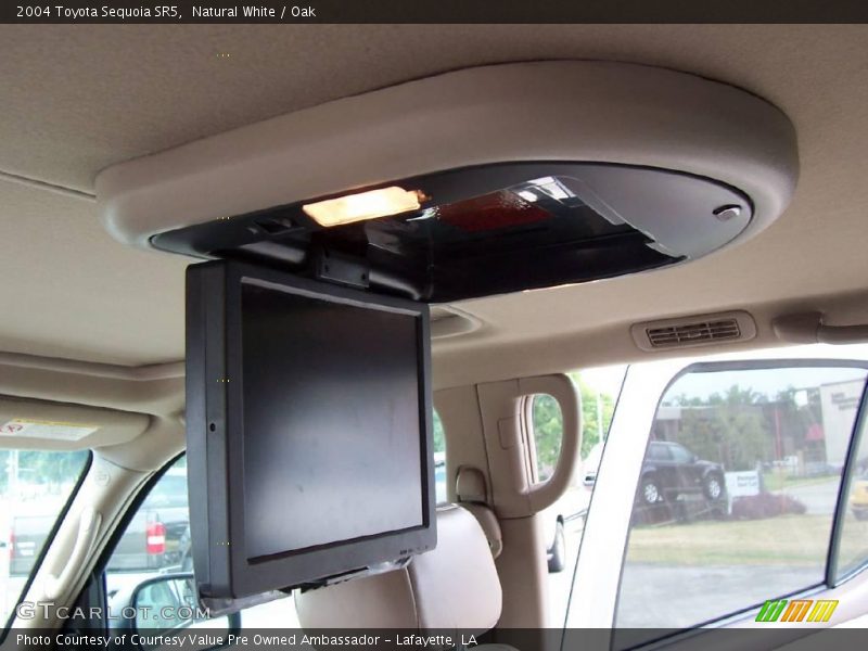 Natural White / Oak 2004 Toyota Sequoia SR5