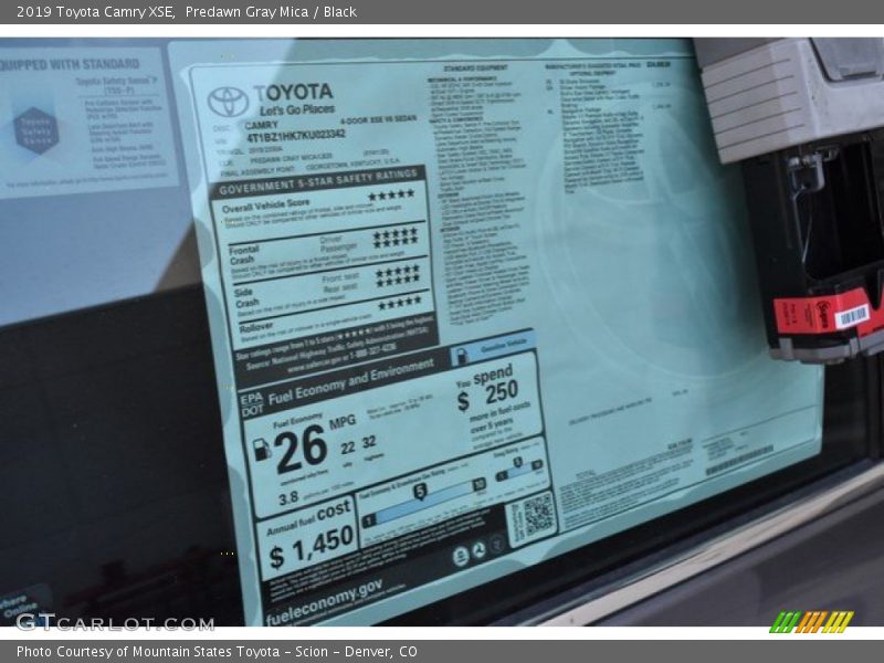 Predawn Gray Mica / Black 2019 Toyota Camry XSE