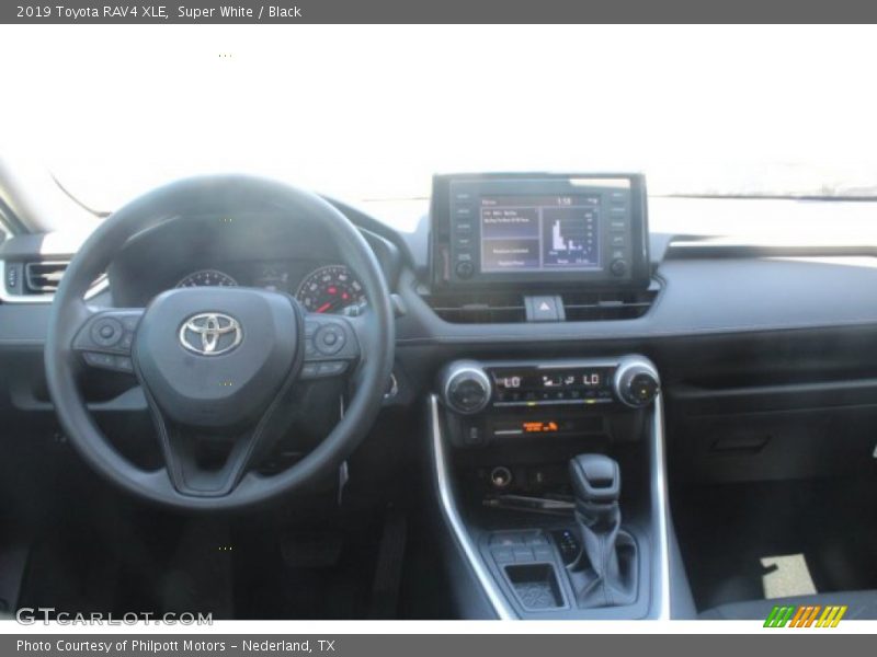 Super White / Black 2019 Toyota RAV4 XLE