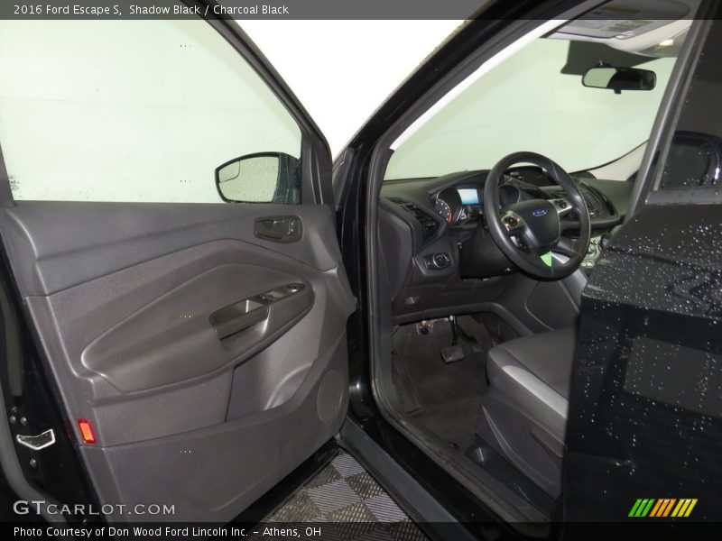 Shadow Black / Charcoal Black 2016 Ford Escape S