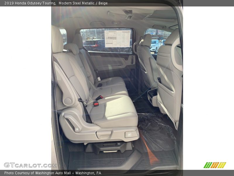 Modern Steel Metallic / Beige 2019 Honda Odyssey Touring
