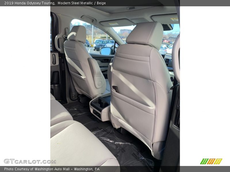 Modern Steel Metallic / Beige 2019 Honda Odyssey Touring