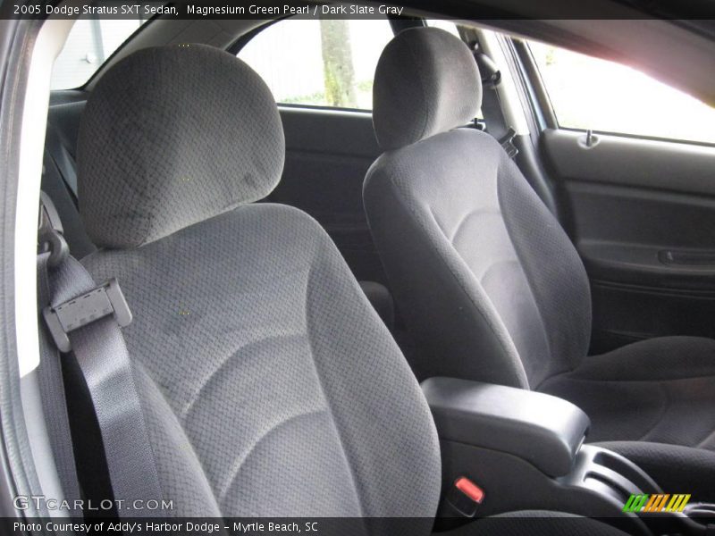 Magnesium Green Pearl / Dark Slate Gray 2005 Dodge Stratus SXT Sedan