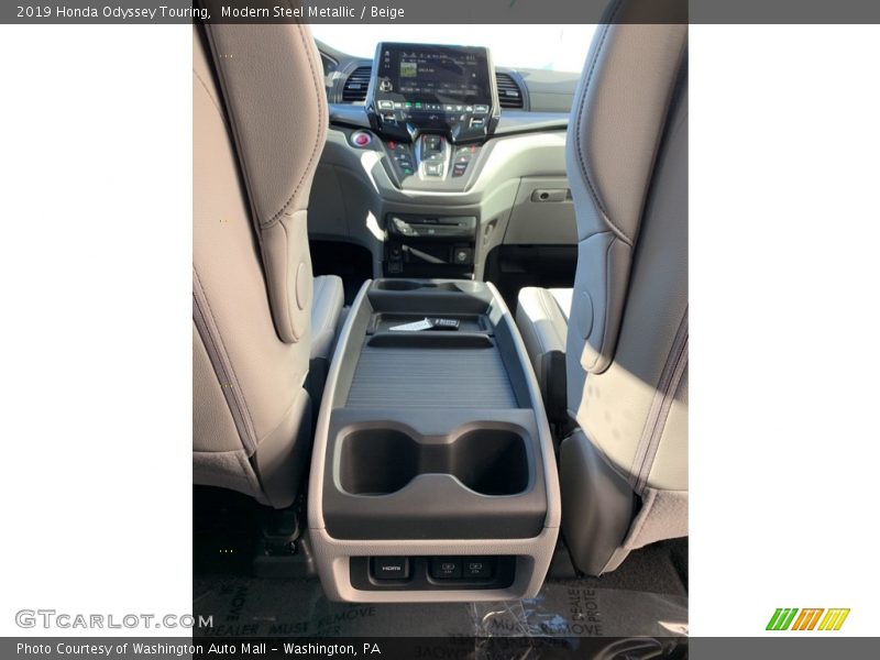 Modern Steel Metallic / Beige 2019 Honda Odyssey Touring