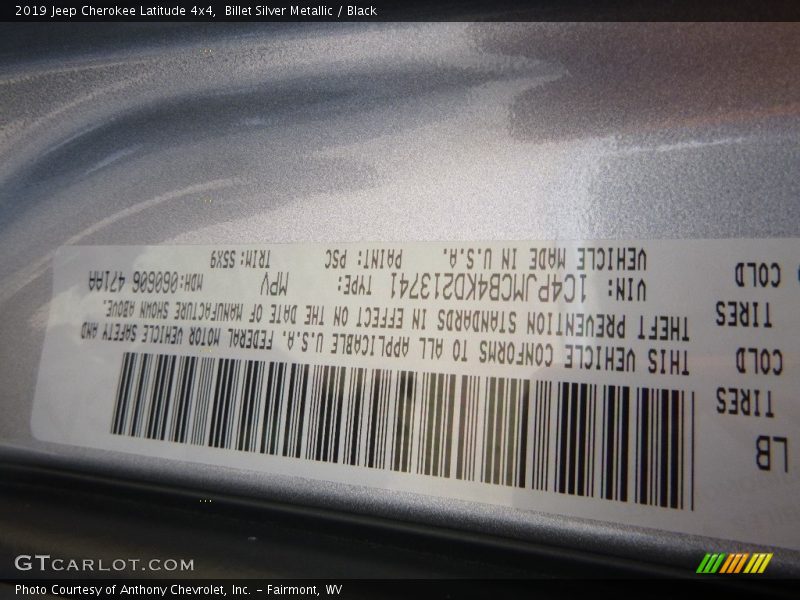 Billet Silver Metallic / Black 2019 Jeep Cherokee Latitude 4x4