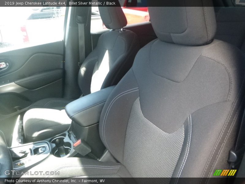 Billet Silver Metallic / Black 2019 Jeep Cherokee Latitude 4x4