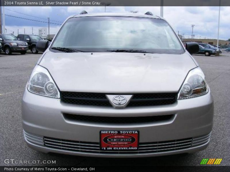 Silver Shadow Pearl / Stone Gray 2004 Toyota Sienna LE