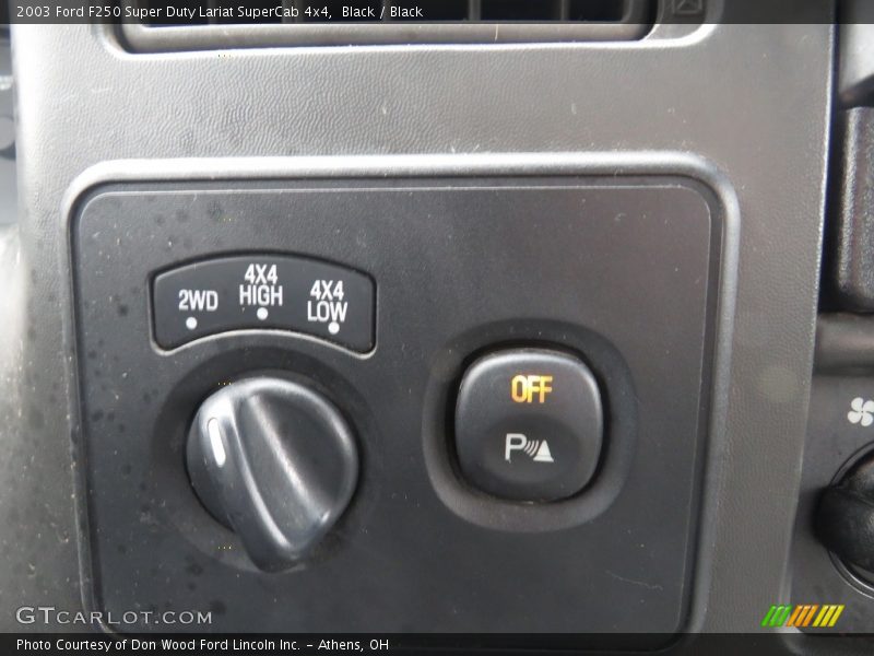 Black / Black 2003 Ford F250 Super Duty Lariat SuperCab 4x4