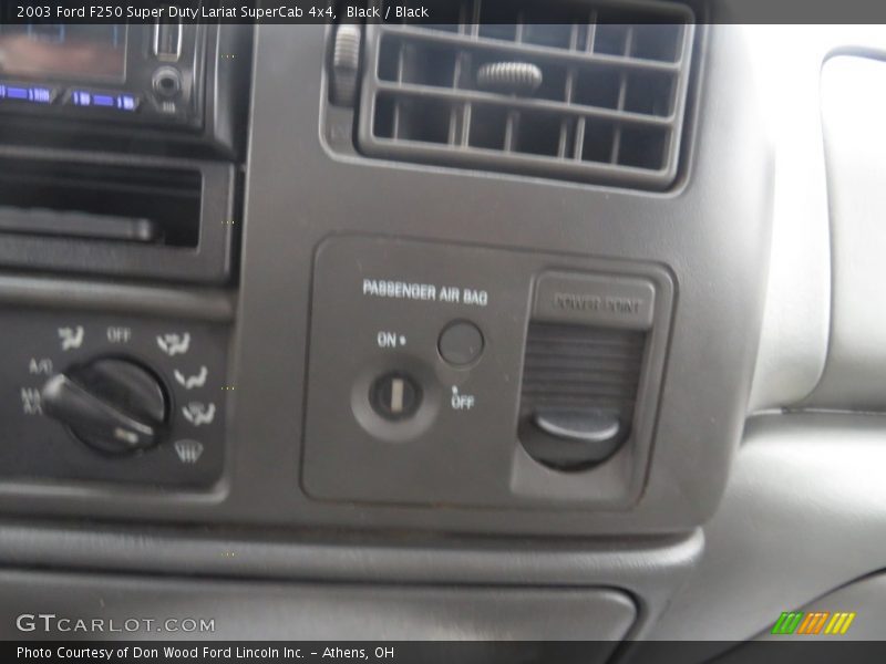 Black / Black 2003 Ford F250 Super Duty Lariat SuperCab 4x4