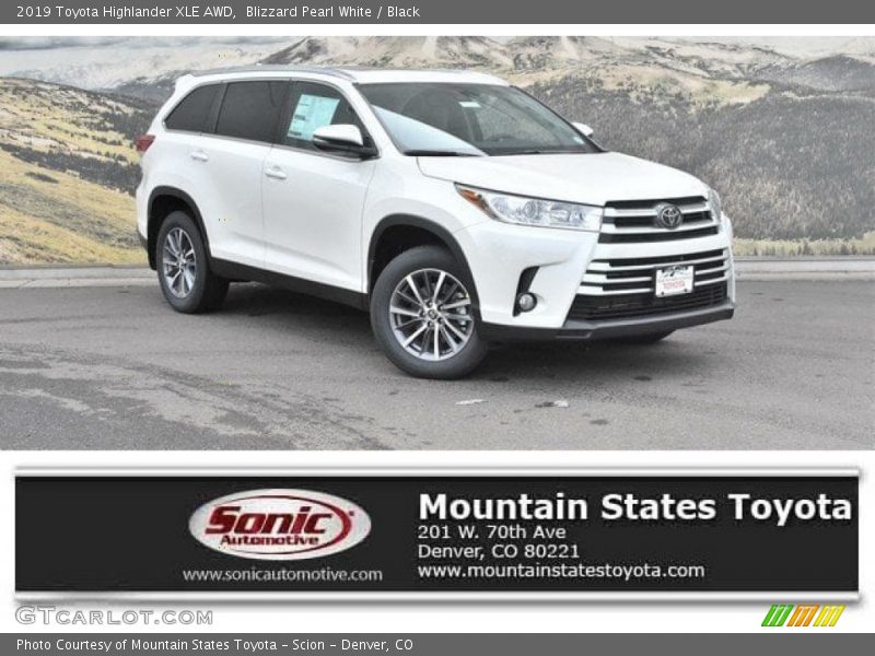 Blizzard Pearl White / Black 2019 Toyota Highlander XLE AWD