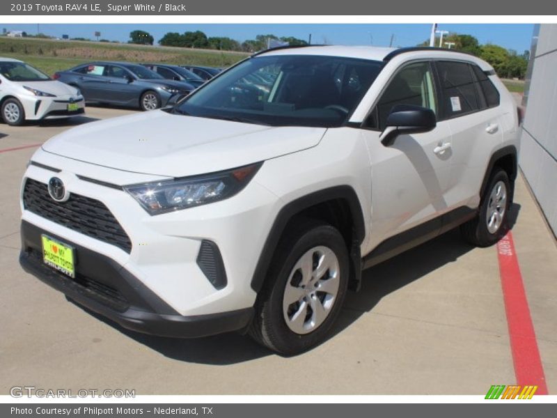 Super White / Black 2019 Toyota RAV4 LE