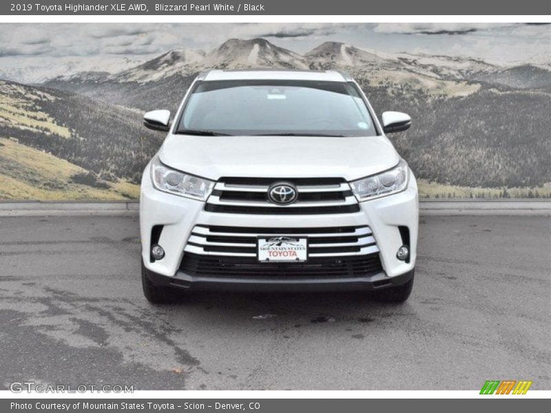 Blizzard Pearl White / Black 2019 Toyota Highlander XLE AWD