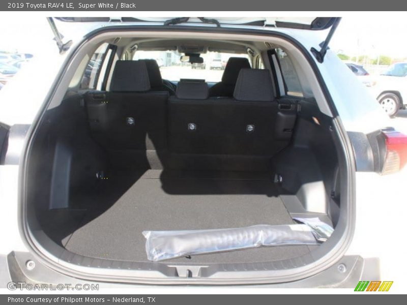Super White / Black 2019 Toyota RAV4 LE