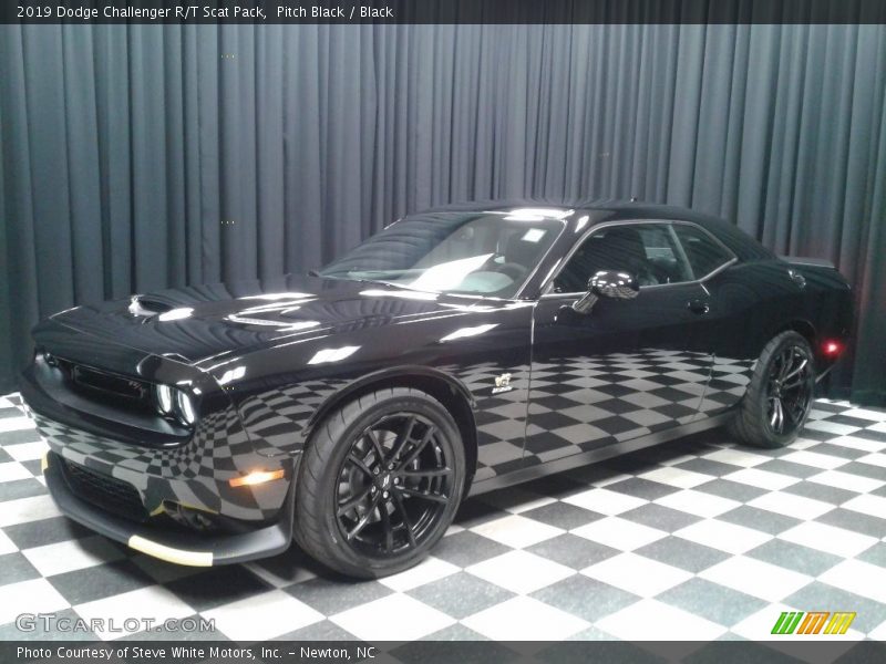 Pitch Black / Black 2019 Dodge Challenger R/T Scat Pack