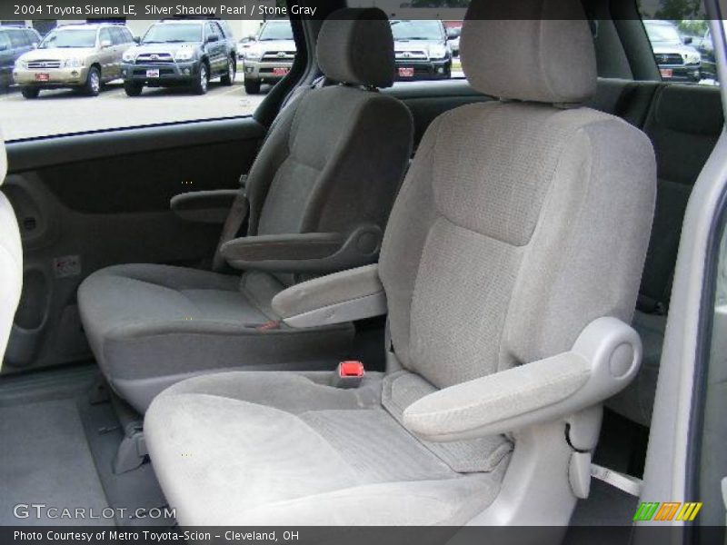 Silver Shadow Pearl / Stone Gray 2004 Toyota Sienna LE