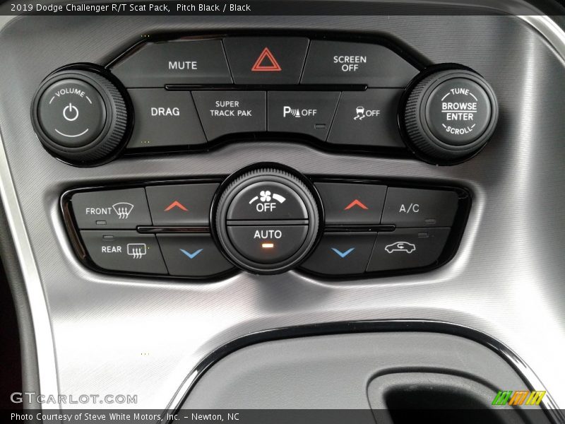 Pitch Black / Black 2019 Dodge Challenger R/T Scat Pack