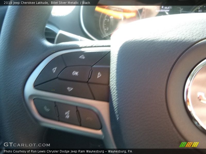 Billet Silver Metallic / Black 2019 Jeep Cherokee Latitude