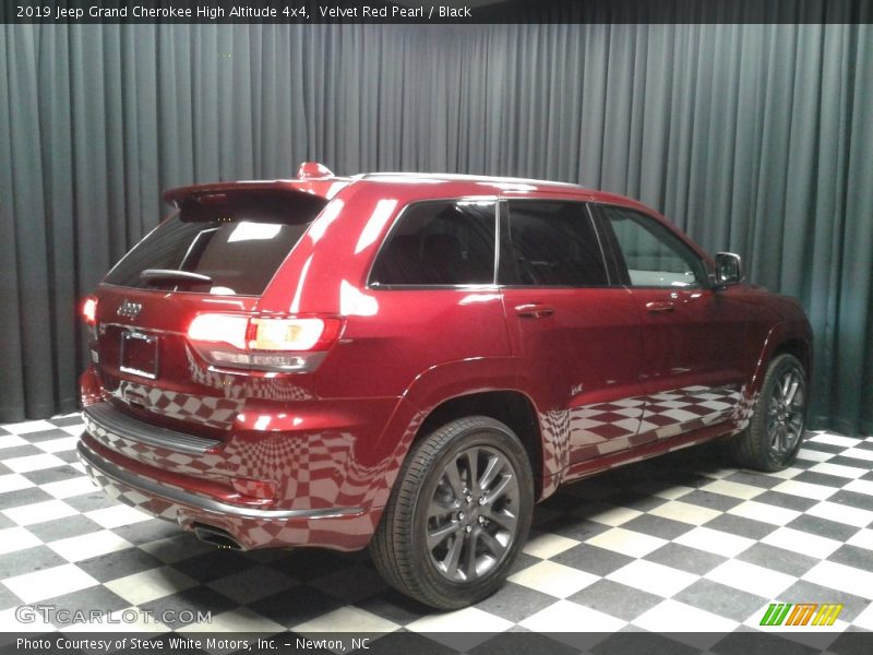 Velvet Red Pearl / Black 2019 Jeep Grand Cherokee High Altitude 4x4