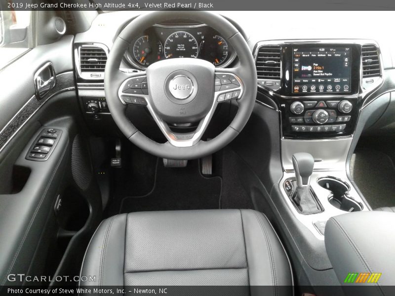 Velvet Red Pearl / Black 2019 Jeep Grand Cherokee High Altitude 4x4