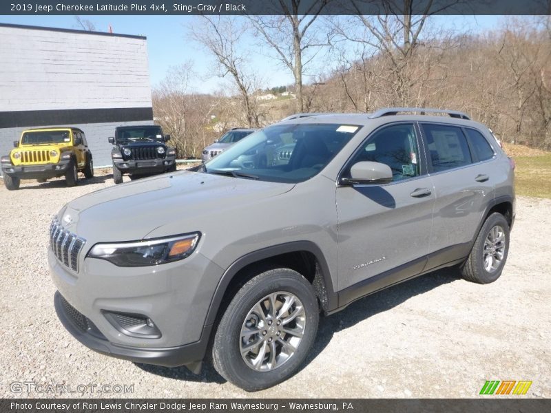 Sting-Gray / Black 2019 Jeep Cherokee Latitude Plus 4x4