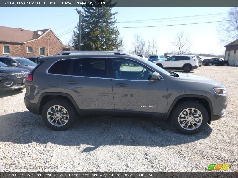 Sting-Gray / Black 2019 Jeep Cherokee Latitude Plus 4x4