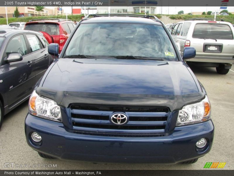 Indigo Ink Pearl / Gray 2005 Toyota Highlander V6 4WD